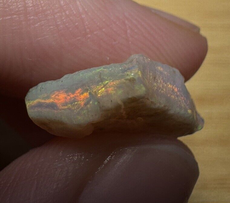 9.6 Carats Solid Rough Coober Pedy Opal Piece with Beautiful Colour B1