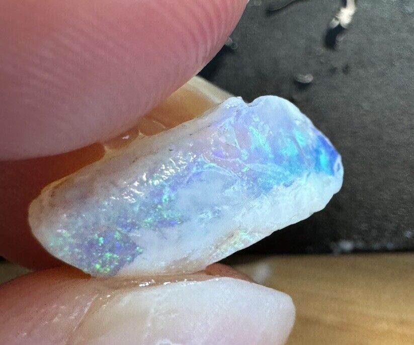 3.5 Carats Solid Rough Coober Pedy Opal Piece with Beautiful Colour