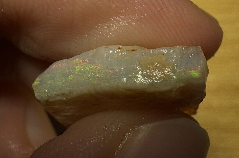 7.1 Carats Solid Rough Coober Pedy Opal Piece with Beautiful Colour B1