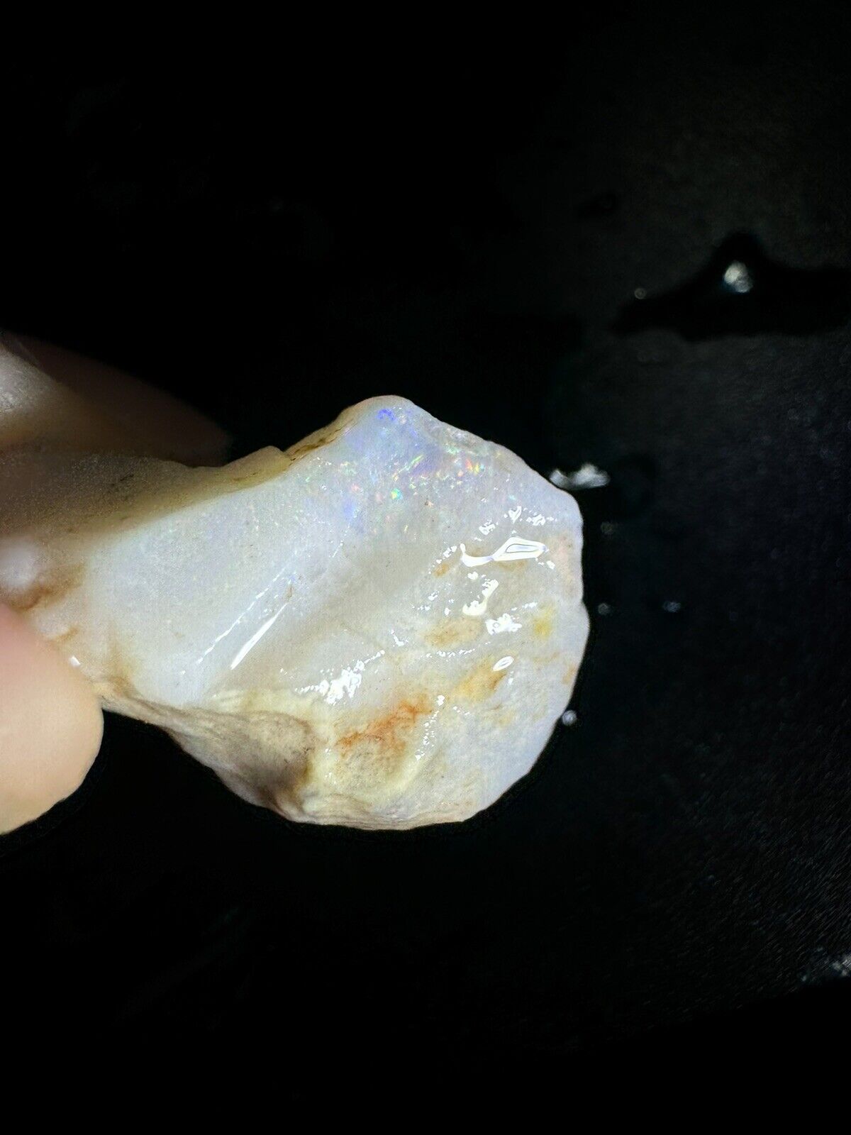 14.7 Carats Solid Rough Coober Pedy Opal Piece with Beautiful Colour B1