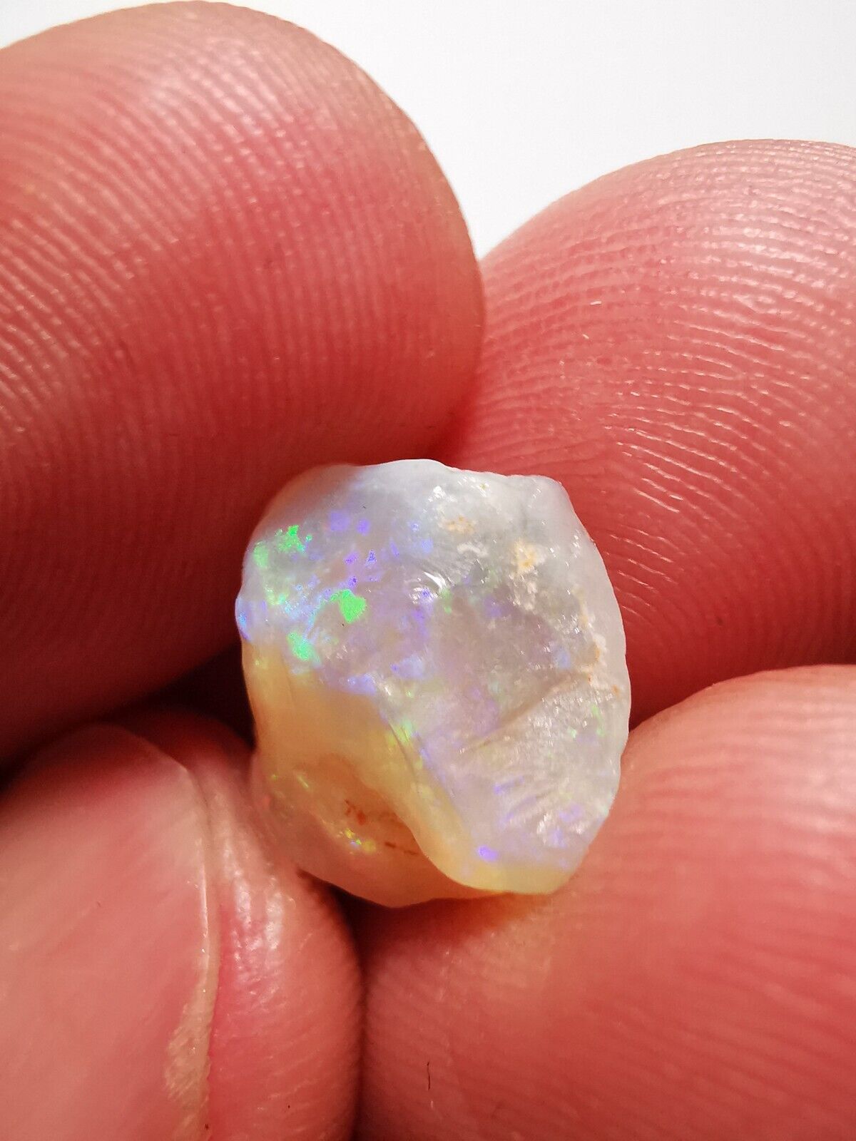 Opal rough Coober Pedy 4ct B1 Piece with Beautiful Colour