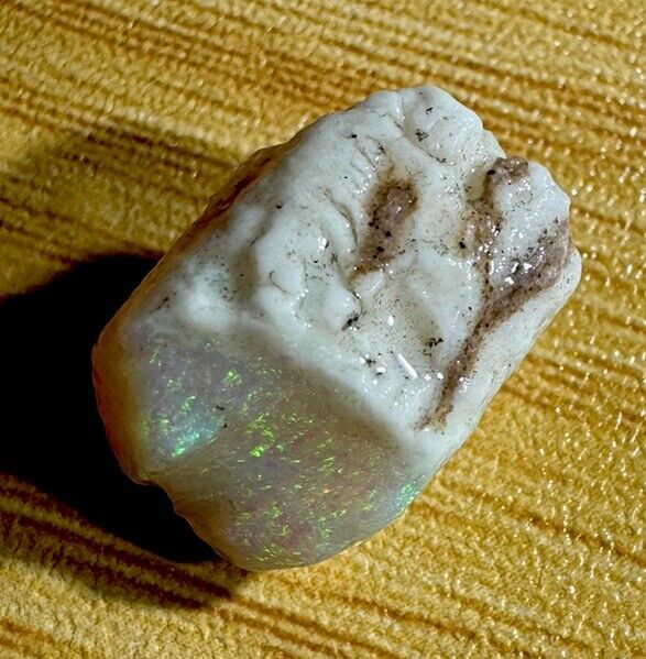 7.5 Carats Solid Rough Coober Pedy Opal Piece with Beautiful Colour