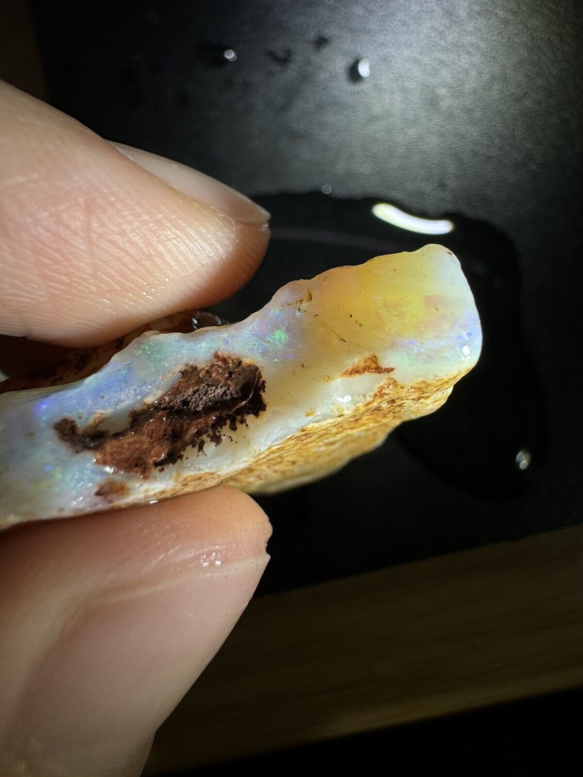 63.5 Carats Solid Rough Coober Pedy Opal Piece with Beautiful Colour B1