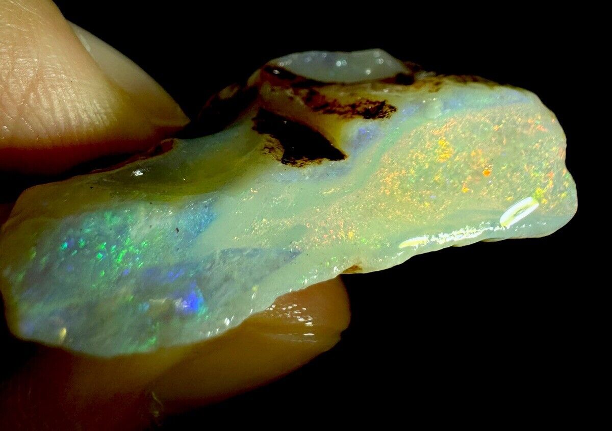 63.5 Carats Solid Rough Coober Pedy Opal Piece with Beautiful Colour B1