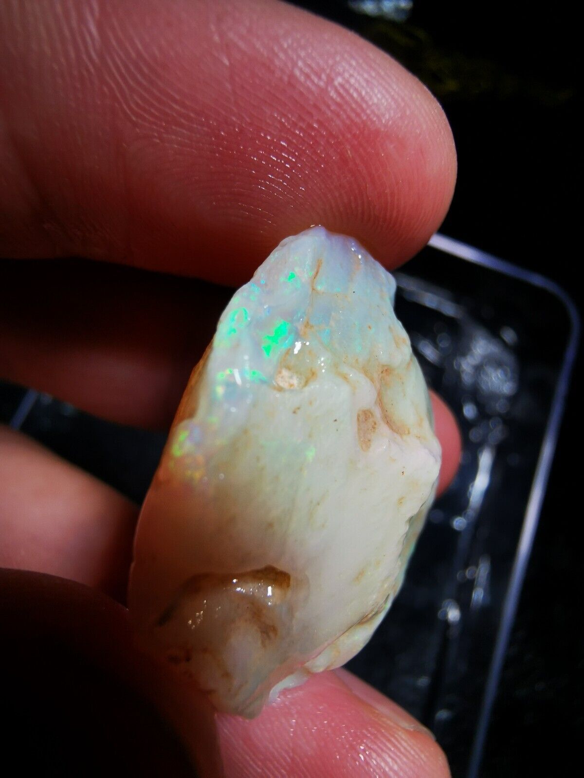53.1 Carats Solid Rough Coober Pedy Opal shell with Beautiful Colour