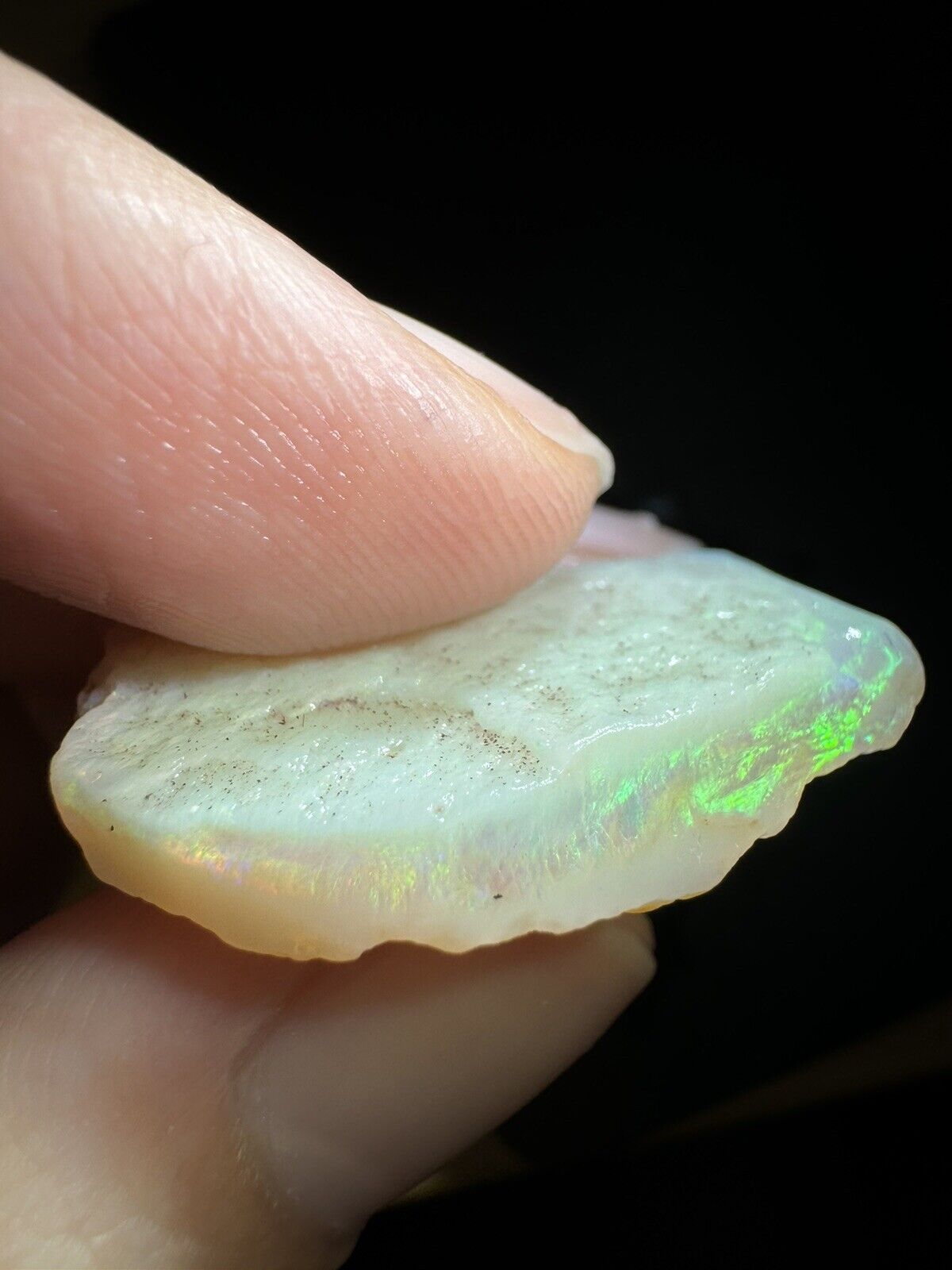 16.5 Carats Solid Rough Coober Pedy Opal Piece with Beautiful Colour