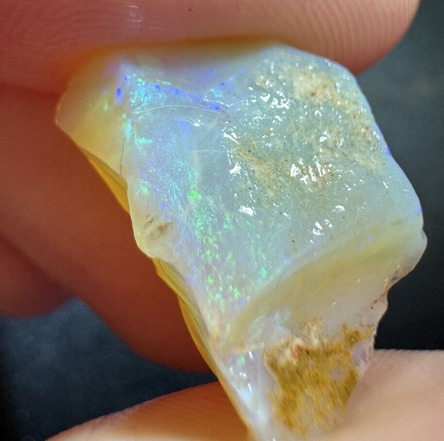7.9 Carats Solid Rough Coober Pedy Opal Piece with Beautiful Colour