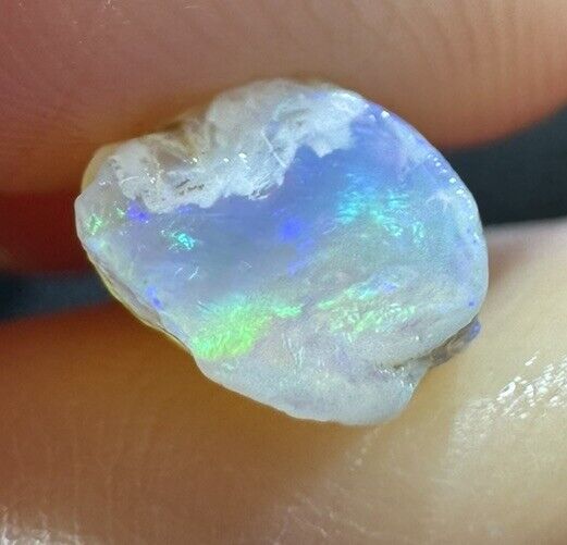 4.2 Carats Solid Rough Coober Pedy Opal Piece with Beautiful Colour