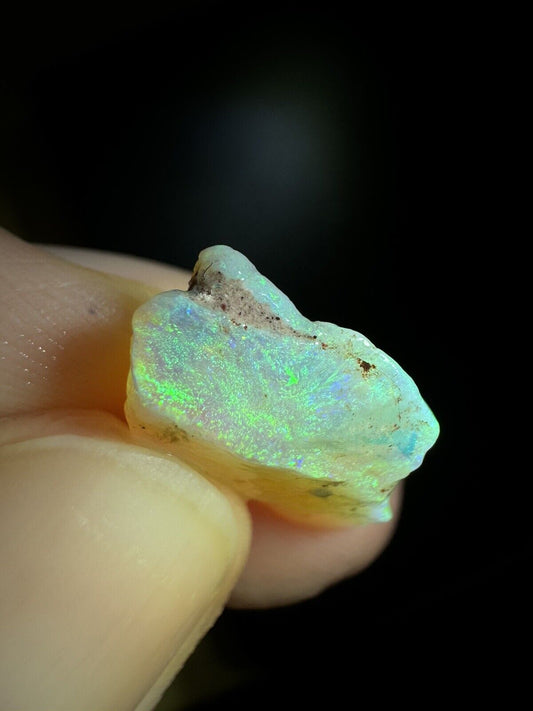 4.6 Carats Solid Rough Coober Pedy Opal Piece with Beautiful Colour  MayT