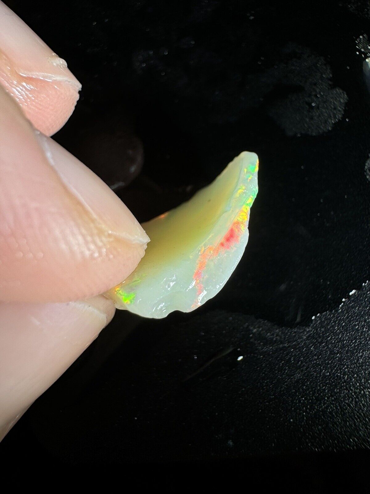 4.8 Carats Solid Rough Coober Pedy Opal Piece with Beautiful Colour B1