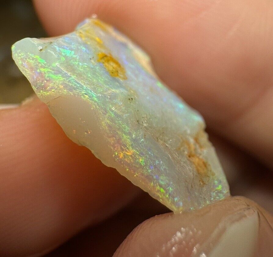 4.6Carats Solid Rough Coober Pedy Opal Piece with Beautiful Colour B1