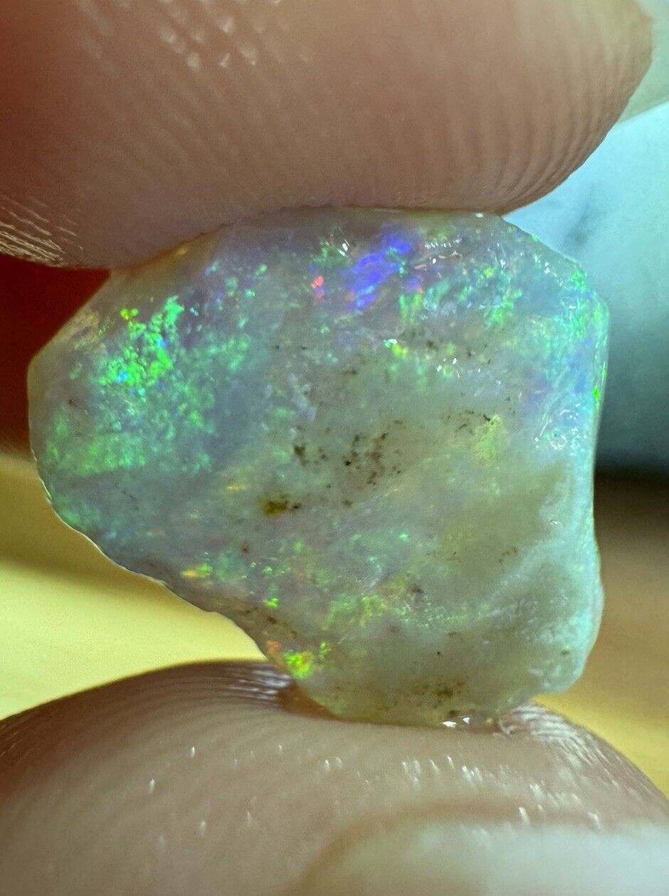 3.8 Carats Solid Rough Coober Pedy Opal Piece with Beautiful Colour