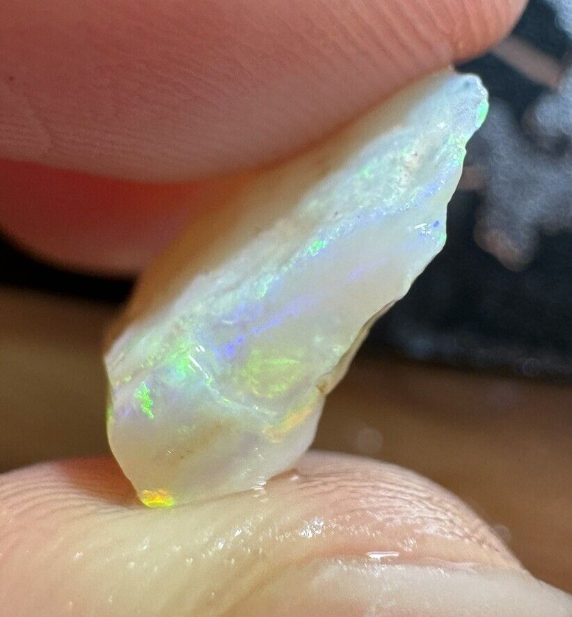 4.6 Carats Solid Rough Coober Pedy Opal Piece with Beautiful Colour