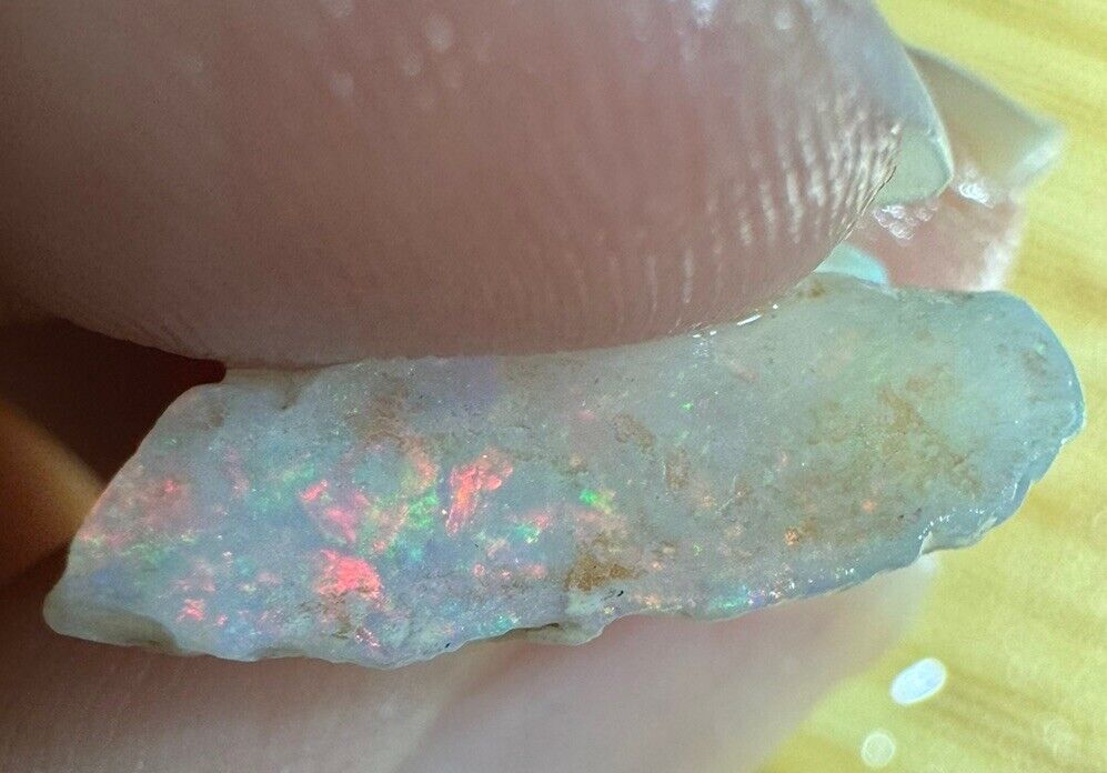 4.5 Carats Solid Rough Coober Pedy Opal Piece with Beautiful Colour