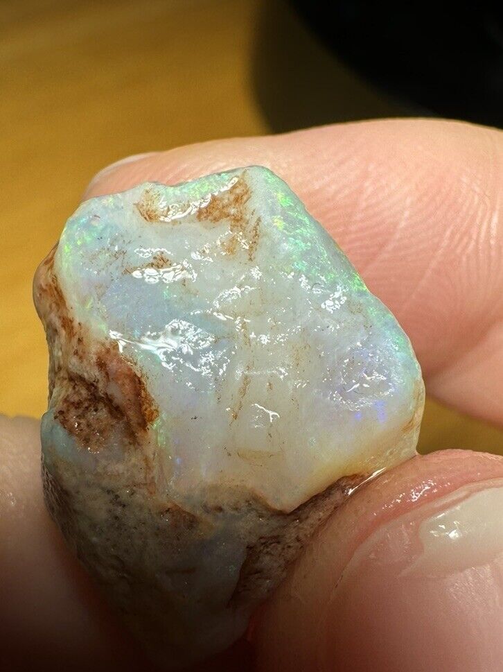 17.7 Carats Solid Rough Coober Pedy Opal Piece with Beautiful Colour B1