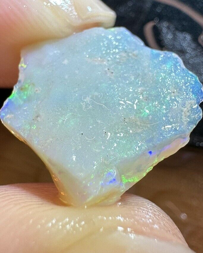 4.6 Carats Solid Rough Coober Pedy Opal Piece with Beautiful Colour