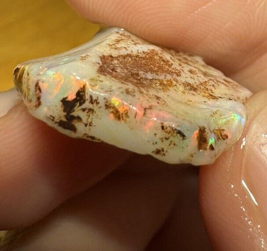 12.3 Carats Solid Rough Coober Pedy Opal Piece with Beautiful Colour B1