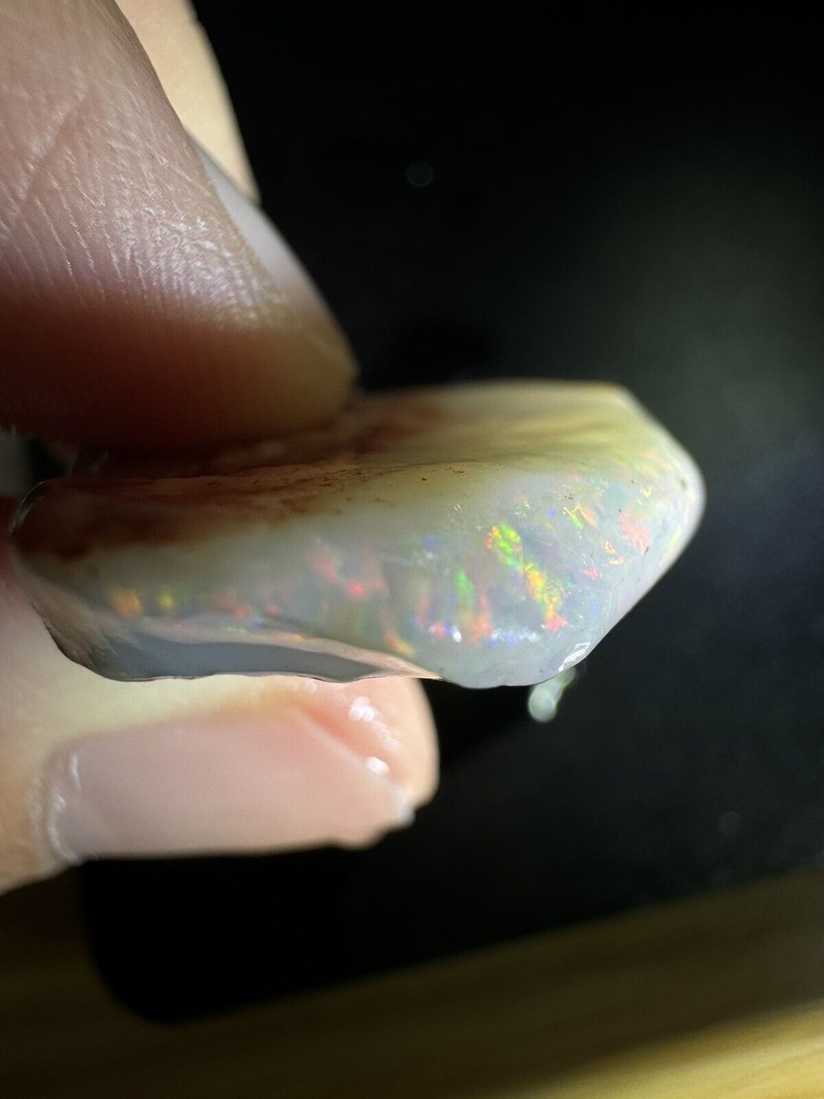 22.3 Carats Solid Rough Coober Pedy Opal Piece with Beautiful Colour B1