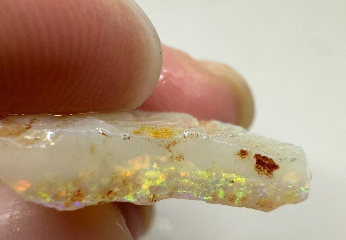 4.4 Carats Solid Rough Coober Pedy Opal Piece with Beautiful Colour