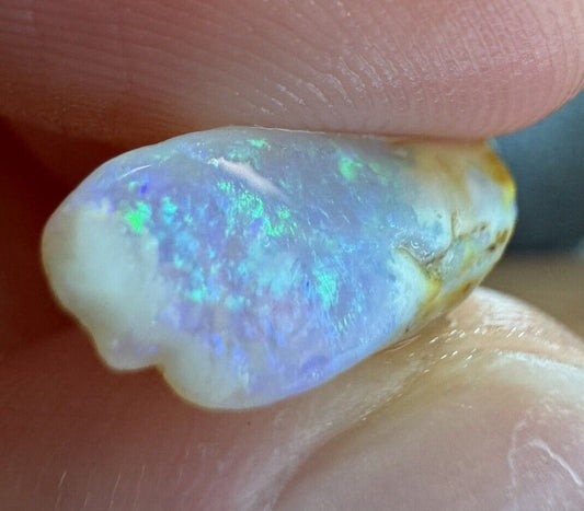 3.8 Carats Solid Rough Coober Pedy Opal Piece with Beautiful Colour