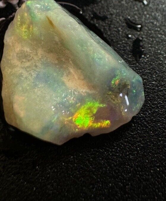 3.7 Carats Solid Rough Coober Pedy Opal Piece with Beautiful Colour B1