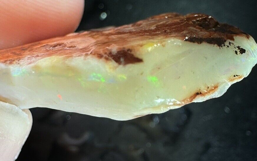 33.7 Carats Solid Rough Coober Pedy Opal Piece with Beautiful Colour B1