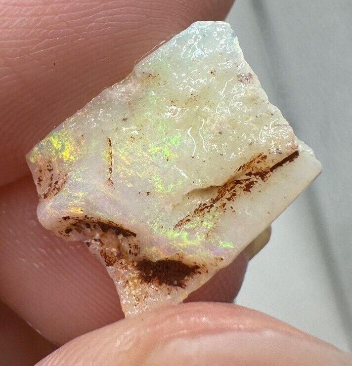 3.4 Carats Solid Rough Coober Pedy Opal Piece with Beautiful Colour