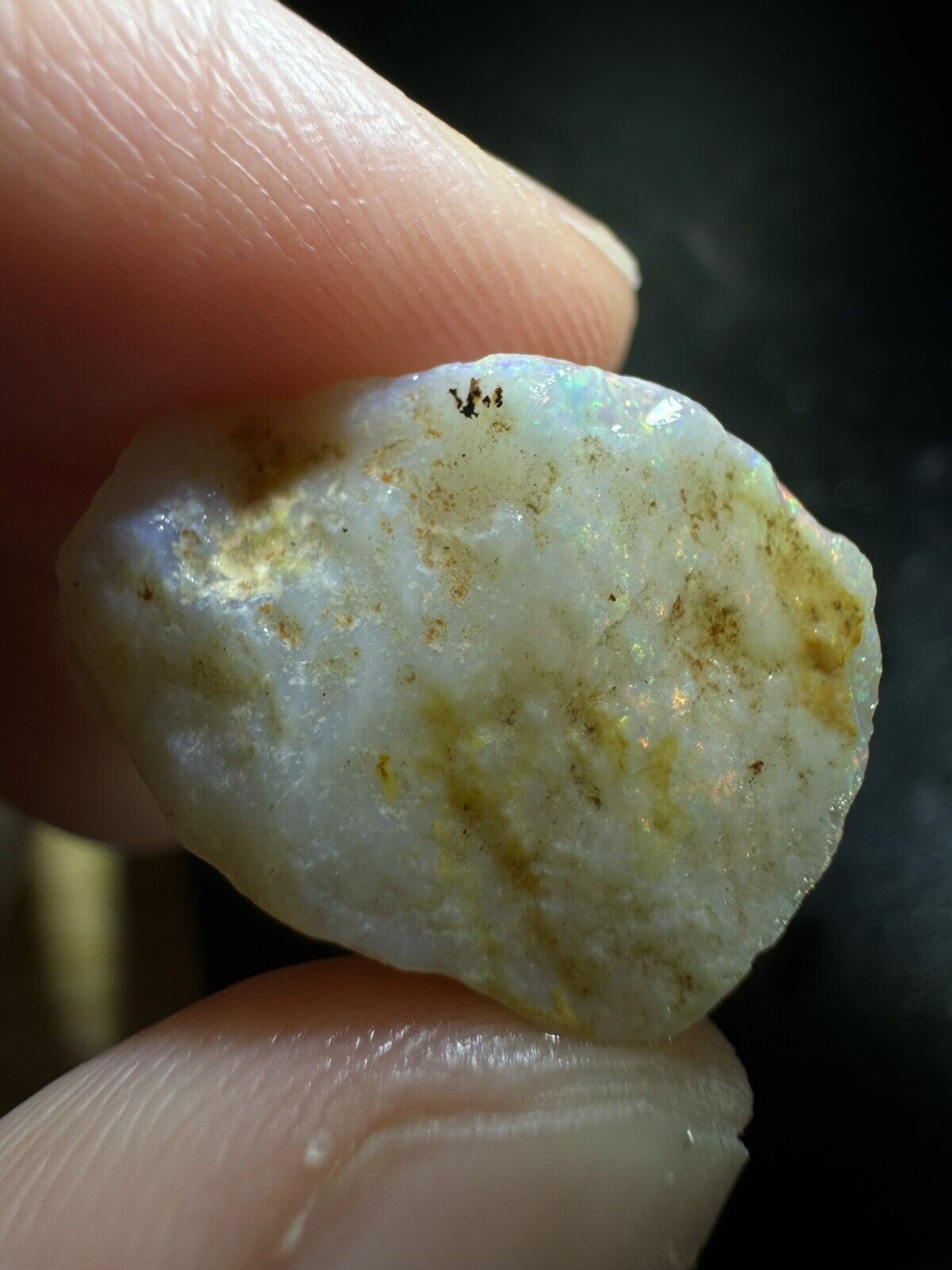 18.7 Carats Solid Rough Coober Pedy Opal Piece with Beautiful Colour B1