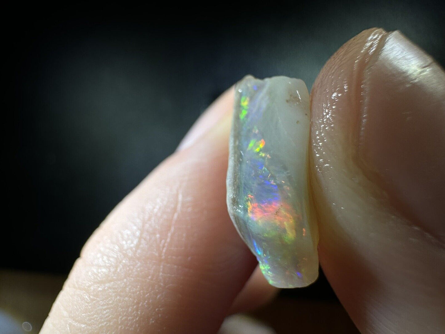 4 Carats Solid Rough Coober Pedy Opal Piece with Beautiful Colour B1