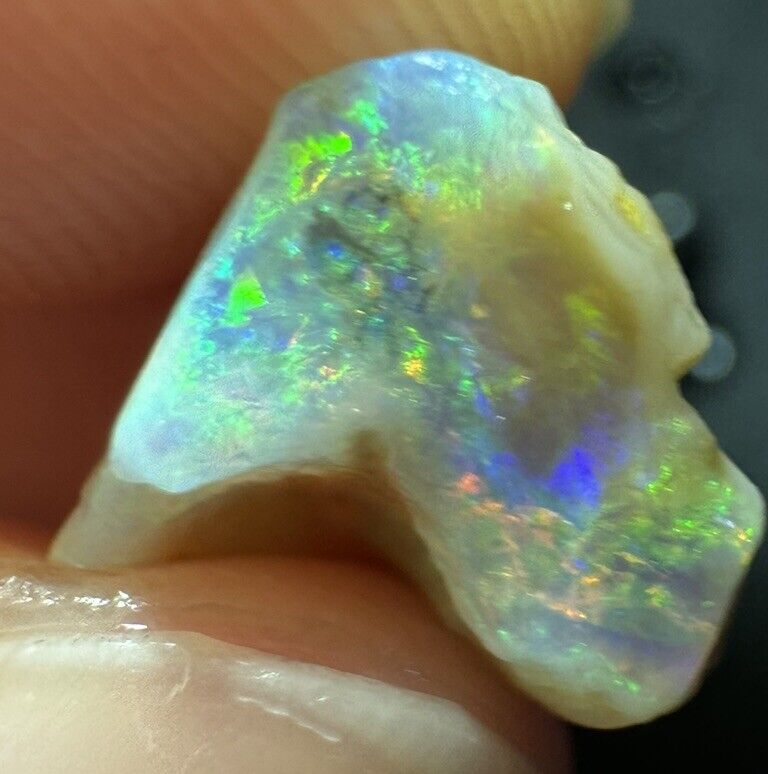 3.7 Carats Solid Rough Coober Pedy Opal Piece with Beautiful Colour B1
