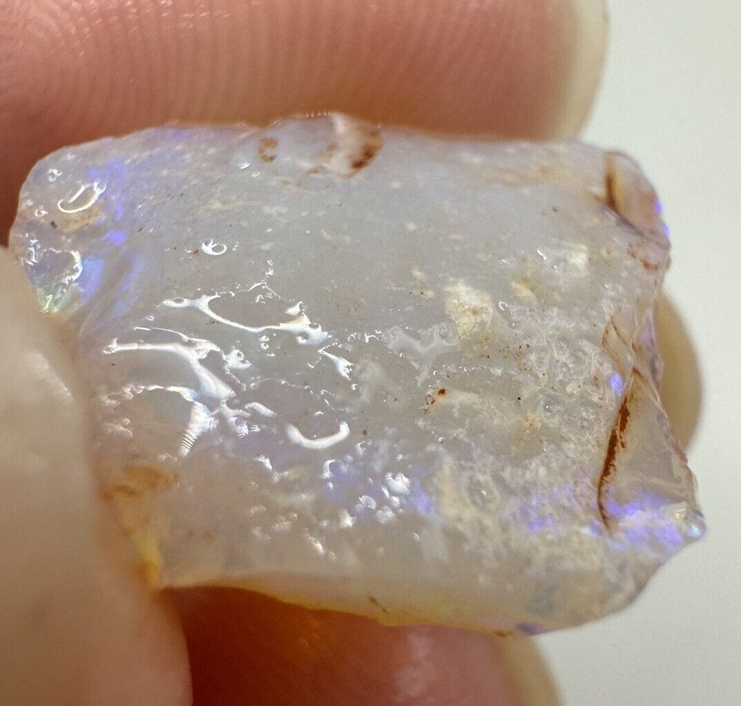 5 Carats Solid Rough Coober Pedy Opal Piece with Beautiful Colour