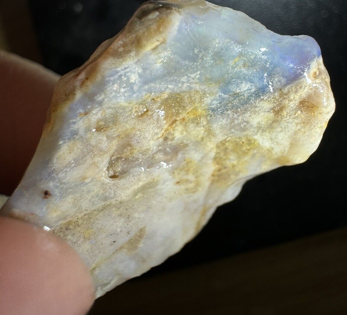 20.6Carats Solid Rough Coober Pedy Opal Piece with Beautiful Colour B1