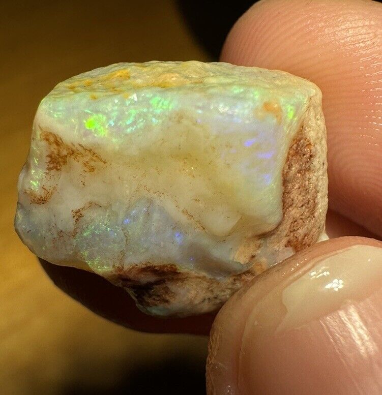 17.7 Carats Solid Rough Coober Pedy Opal Piece with Beautiful Colour B1