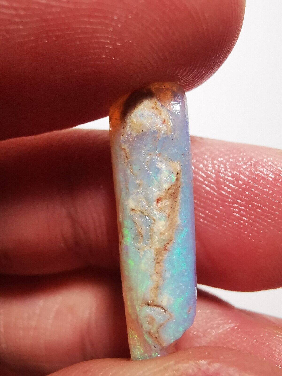 Coober Pedy Opal rough pipe 7.3ct with Beautiful Colour B1