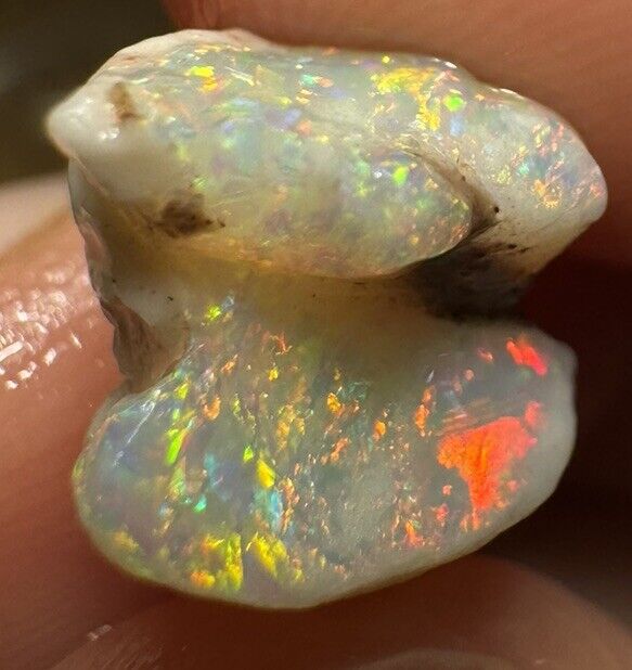 4.7 Carats Solid Rough Coober Pedy Opal Piece with Beautiful Colour B1