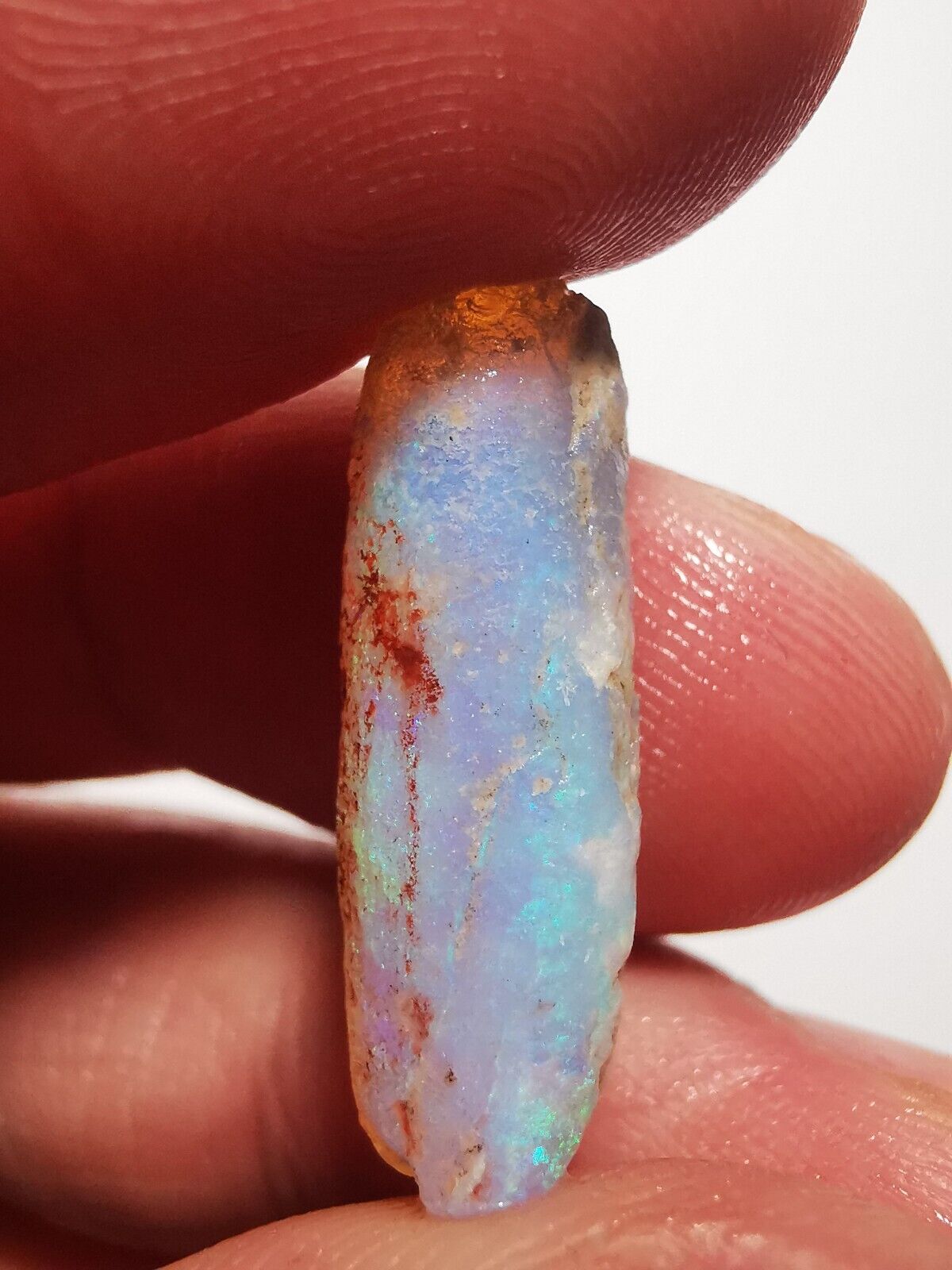 Coober Pedy Opal rough pipe 7.3ct with Beautiful Colour B1