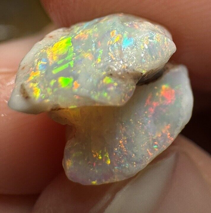 4.7 Carats Solid Rough Coober Pedy Opal Piece with Beautiful Colour B1