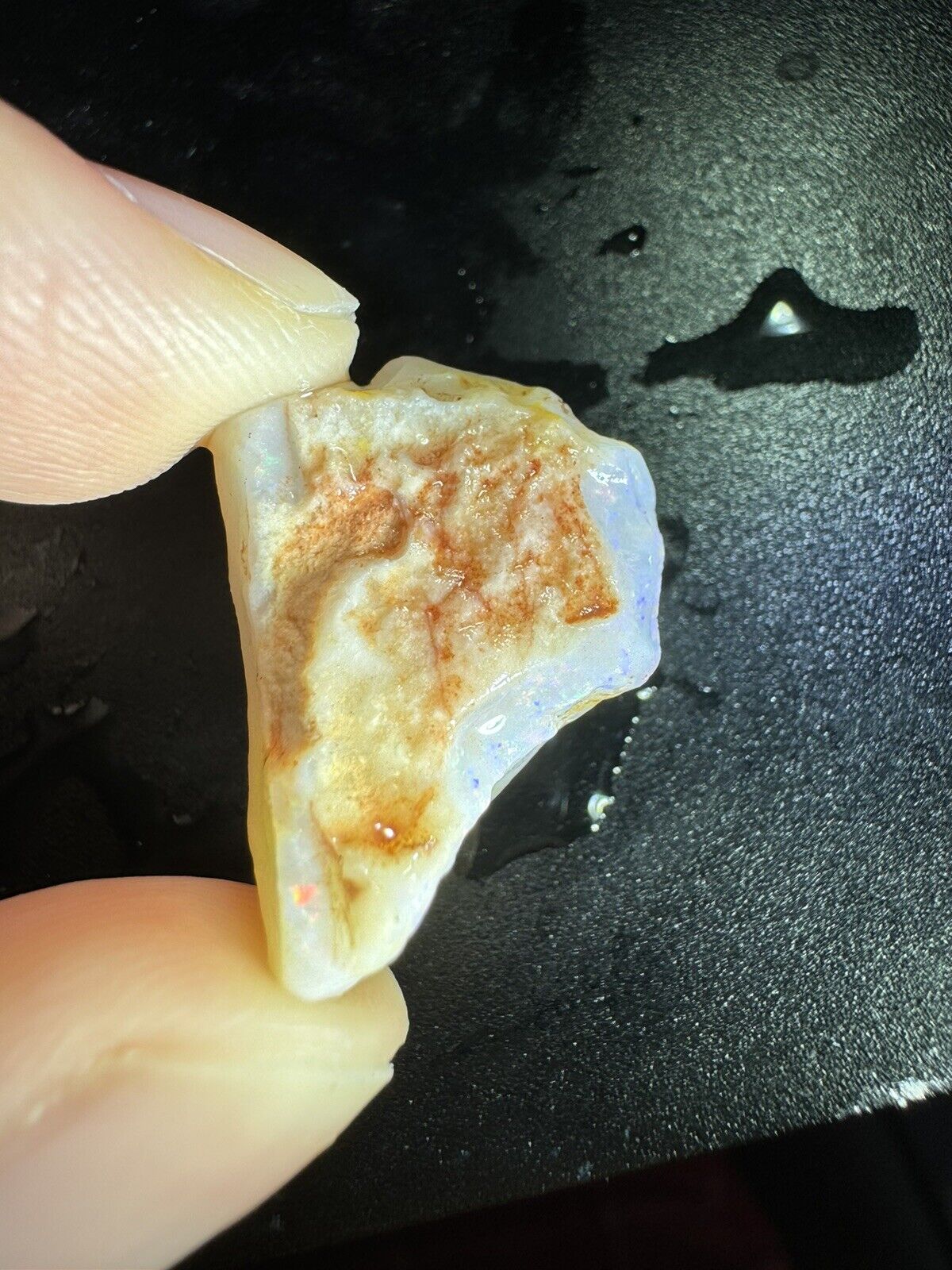 14.7 Carats Solid Rough Coober Pedy Opal Piece with Beautiful Colour B1