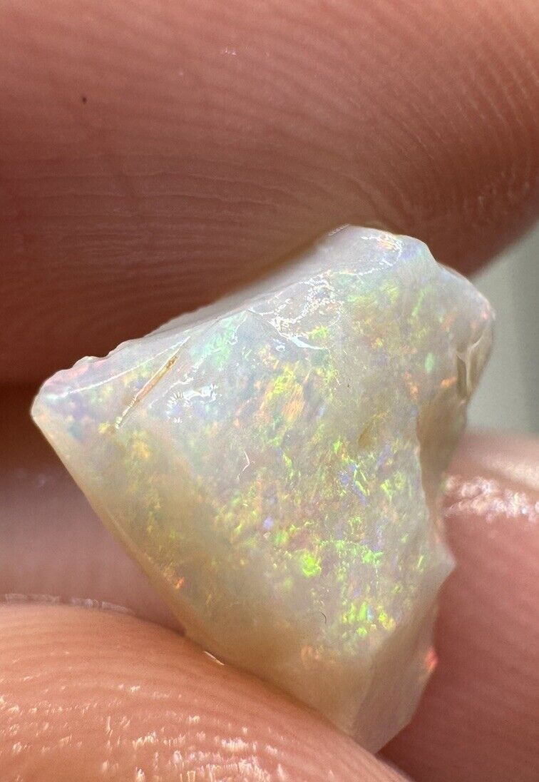 2.1 Carats Solid Rough Coober Pedy Opal Piece with Beautiful Colour