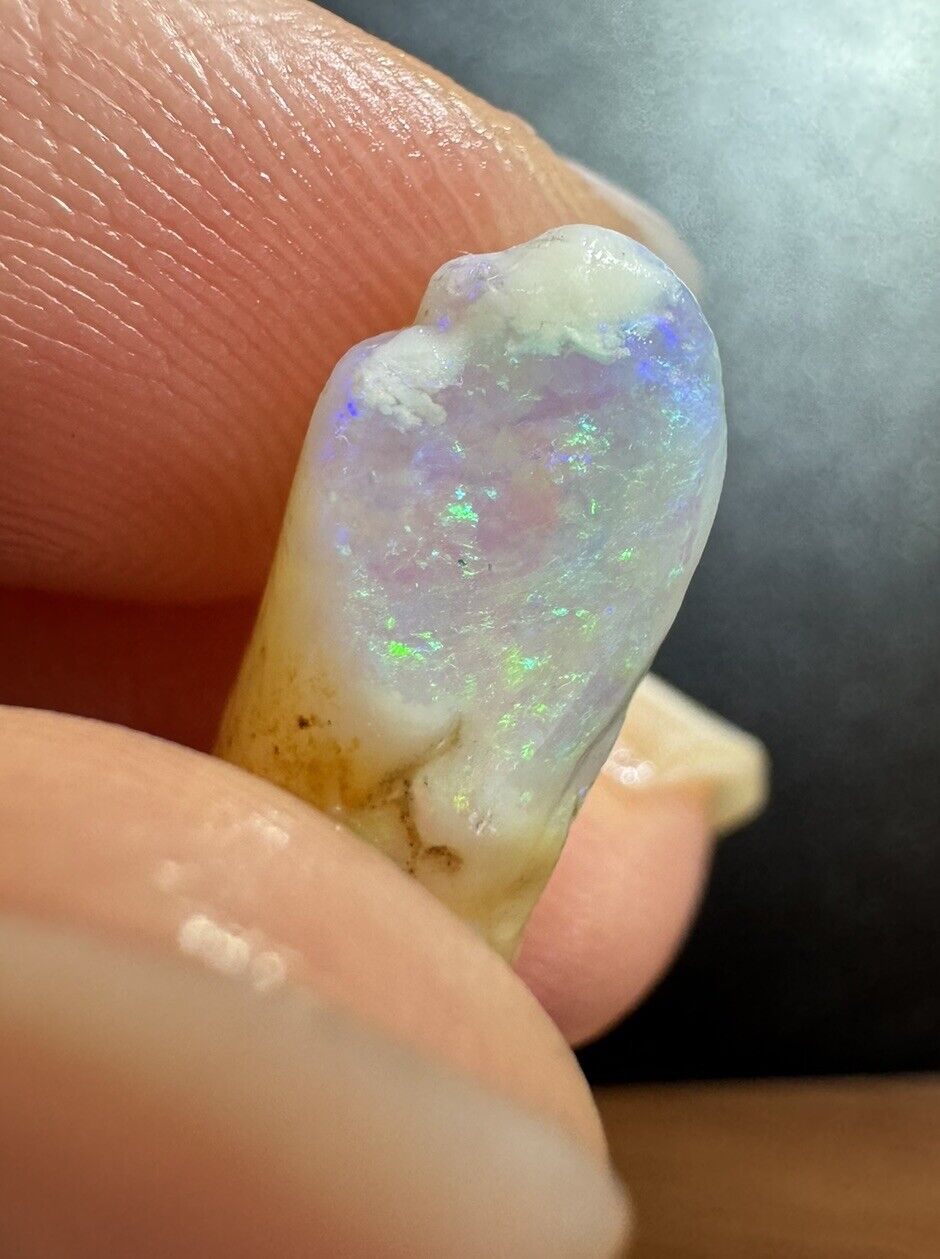 3.8 Carats Solid Rough Coober Pedy Opal Piece with Beautiful Colour