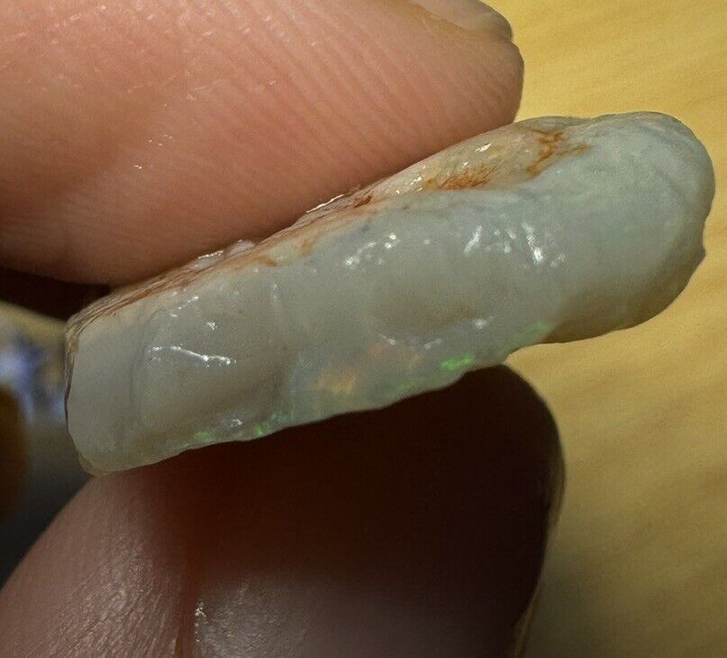19.2 Carats Solid Rough Coober Pedy Opal Piece with Beautiful Colour B1