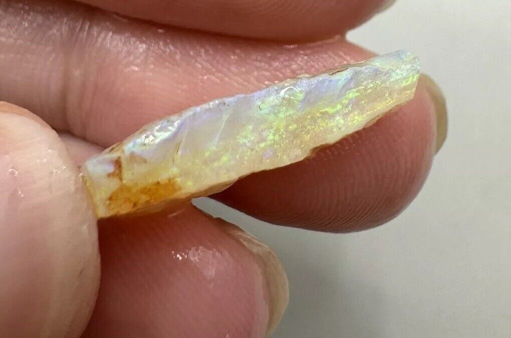 4.4 Carats Solid Rough Coober Pedy Opal Piece with Beautiful Colour