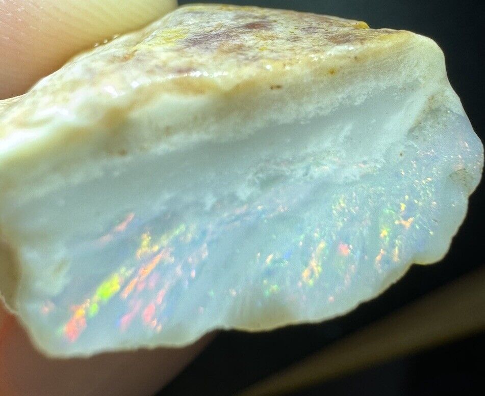 21.7 Carats Solid Rough Coober Pedy Opal Piece with Beautiful Colour B1