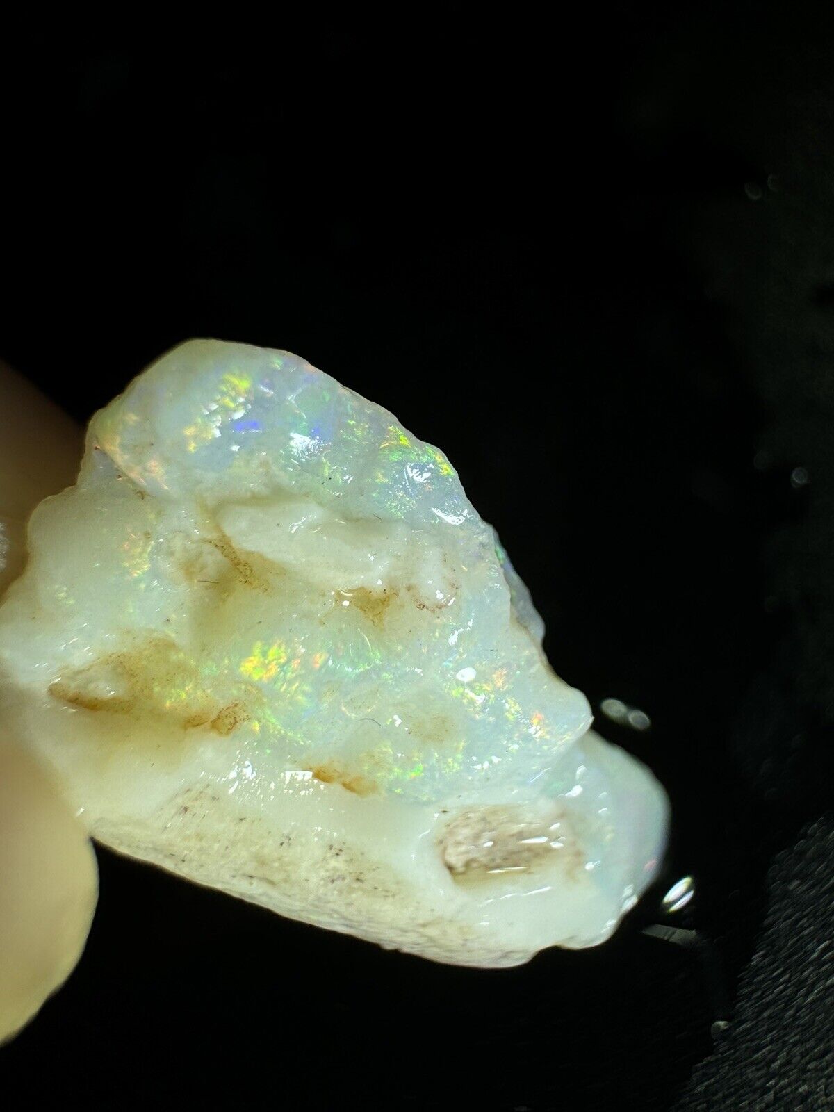10.6 Carats Solid Rough Coober Pedy Opal Piece with Beautiful Colour B1