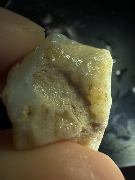 21.14 Carats Solid Rough Coober Pedy Opal Piece with Beautiful Colour B1
