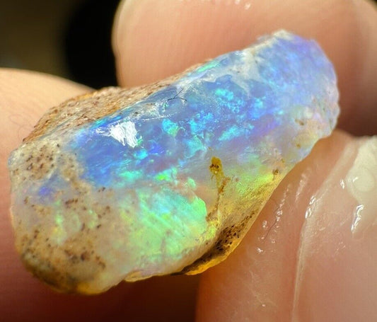 4.5 Carats Solid Rough Coober Pedy Opal Piece with Beautiful Colour B1