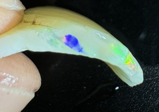 4.8 Carats Solid Rough Coober Pedy Opal Piece with Beautiful Colour B1