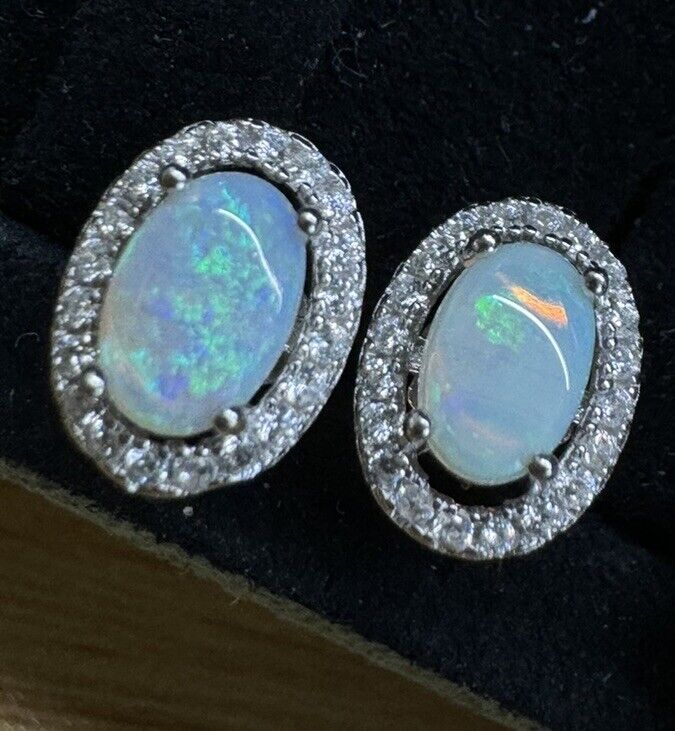Opal Earstuds No.2 “diversity lights”