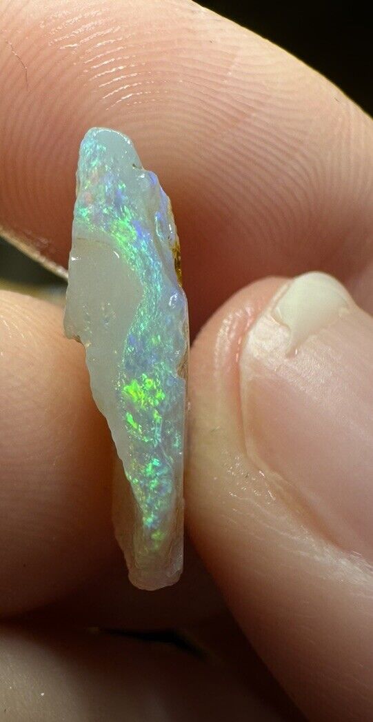 4.6Carats Solid Rough Coober Pedy Opal Piece with Beautiful Colour B1