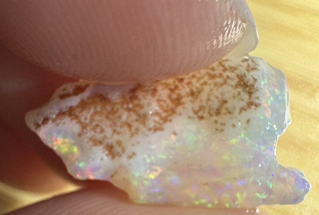 4.5 Carats Solid Rough Coober Pedy Opal Piece with Beautiful Colour